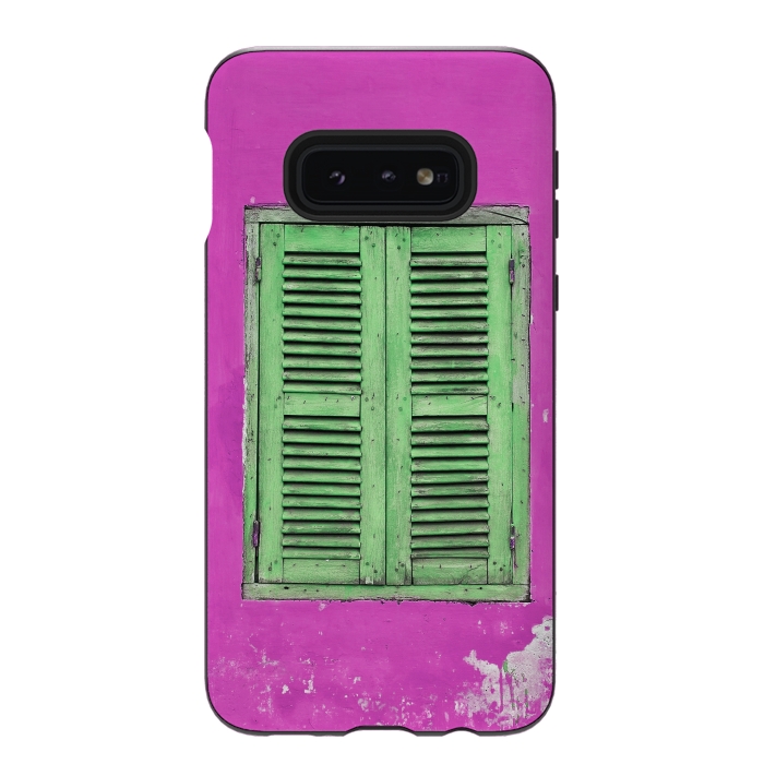 Galaxy S10e StrongFit Turquoise Green Shutters In Pink Wall by Andrea Haase