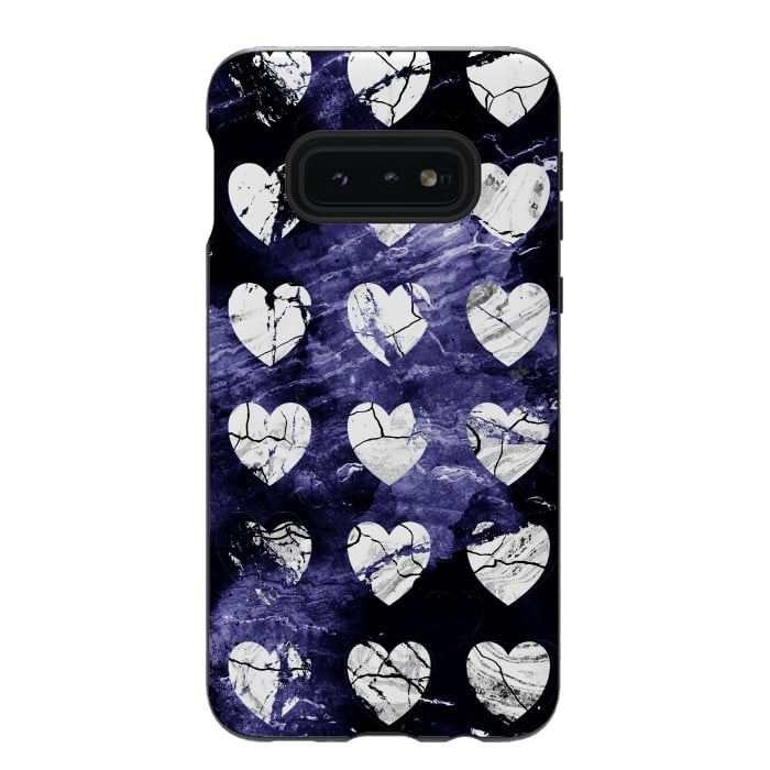 Galaxy S10e StrongFit Marble hearts pattern on purple dark stone by Oana 