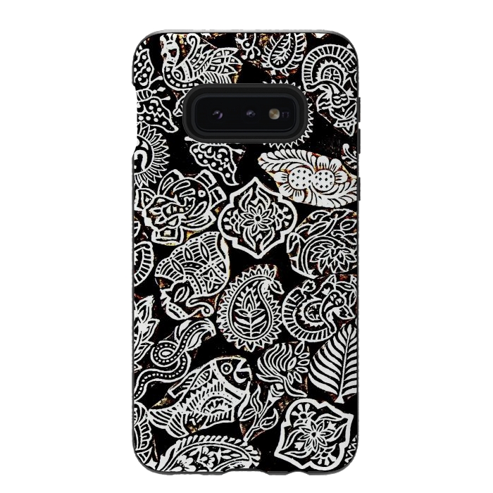 Galaxy S10e StrongFit Black and white pattern by Winston