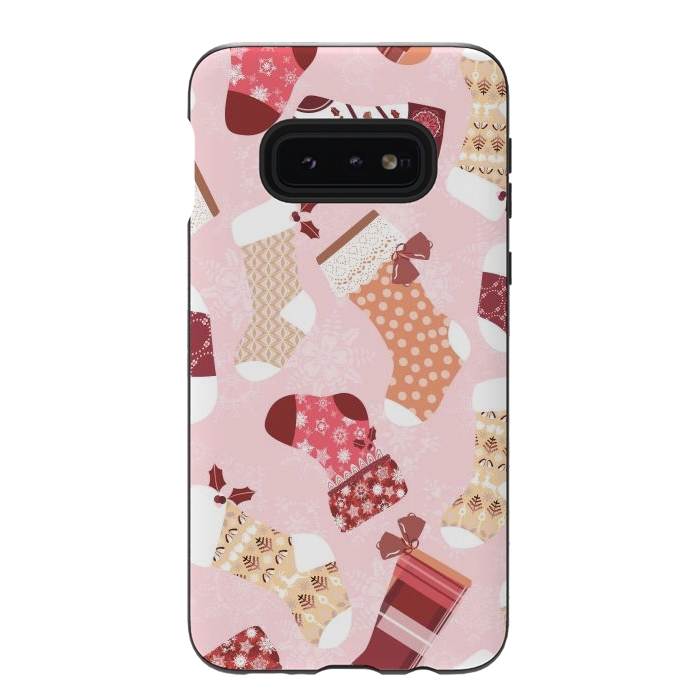 Galaxy S10e StrongFit Christmas Stockings in Pink and Orange by Paula Ohreen